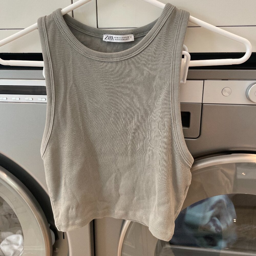 Cropped Zara Tank